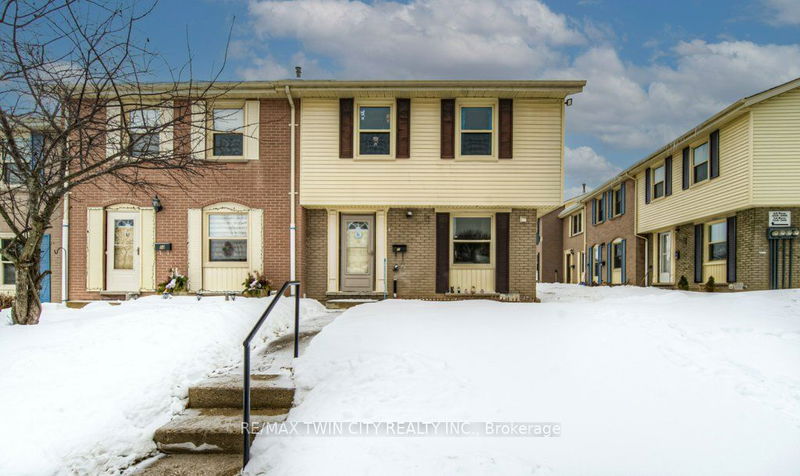 Unit 7 — 52 Montcalm Dr, Kitchener -  image-0-0