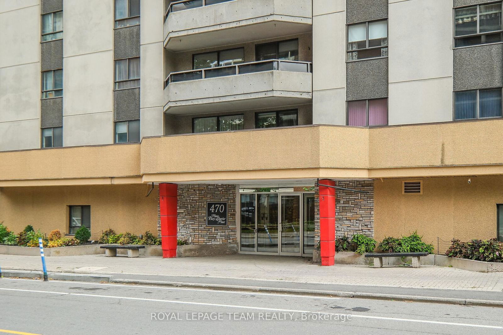 Condo sold at 1607-470 Laurier Avenue, Ottawa Centre, 4102 - Ottawa Centre, K1R 7W9 - MLS: X11971857