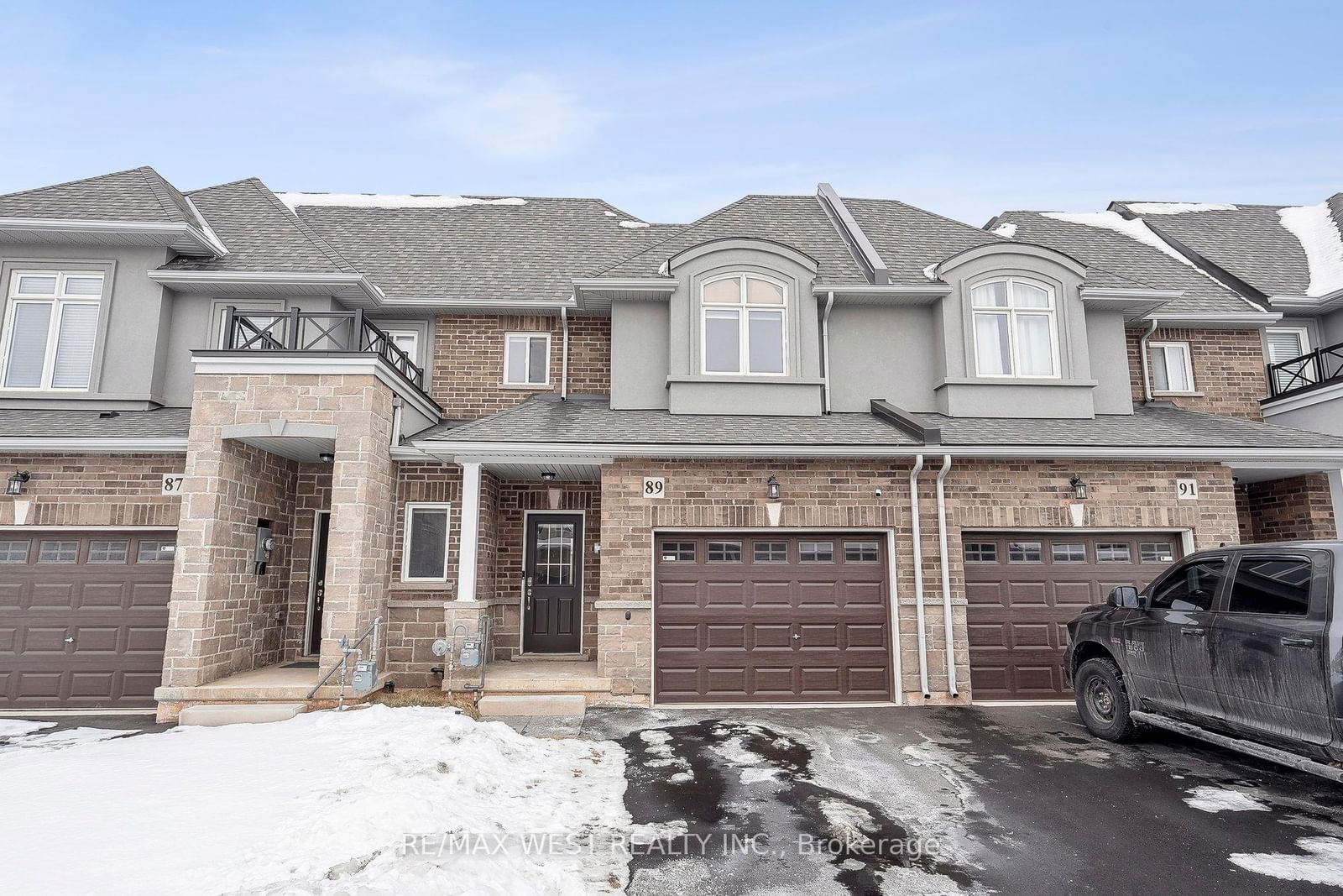 Townhouse sold at 89 Pinot Crescent, Hamilton, Stoney Creek, L8E 0J9 - MLS: X11971912