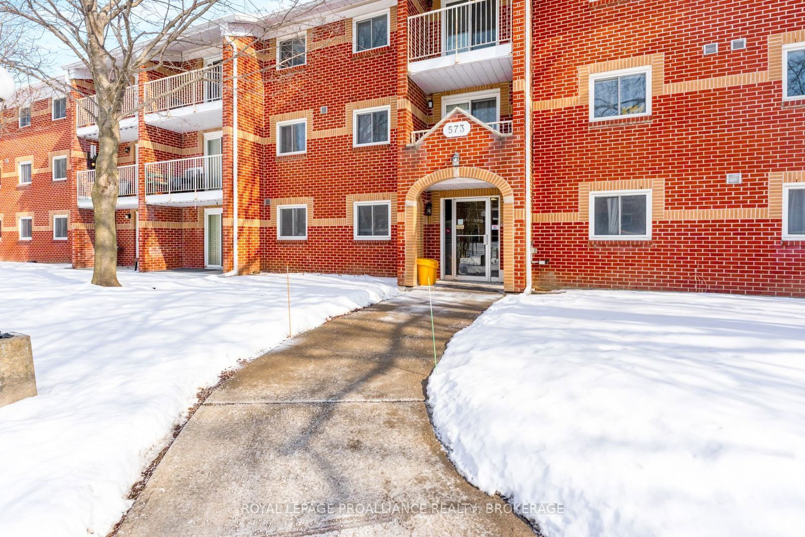 Condo for sale at 309-573 Armstrong Road, Kingston, East Gardiners Rd, K7M 8J8 - MLS: X11971923