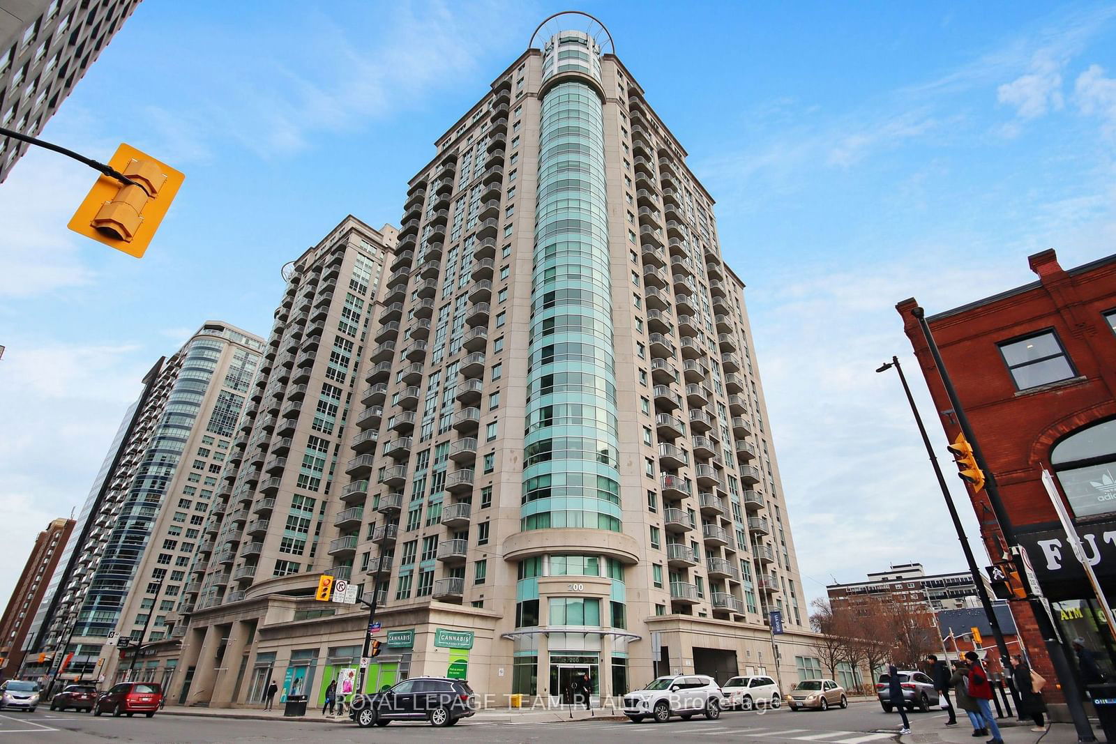 Condo sold at 1609-200 RIDEAU Street, Ottawa, Sandy Hill, K1N 5Y1 - MLS: X11972312