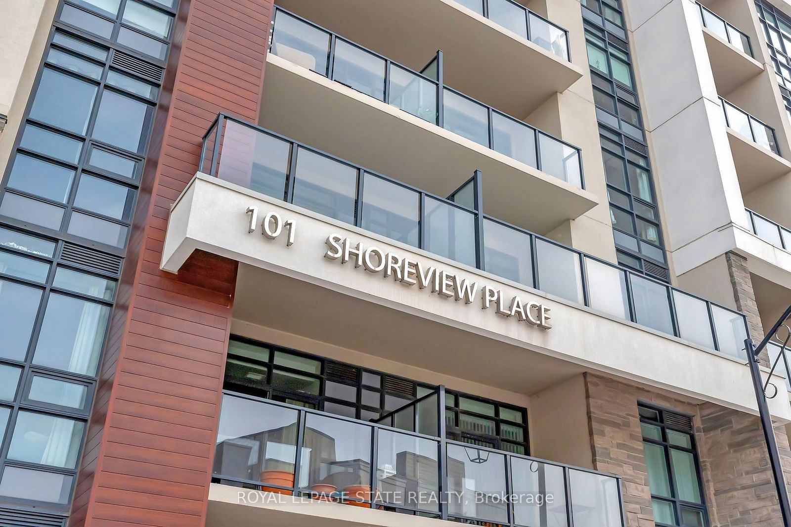 Condo for sale at 116-101 Shoreview Place, Hamilton, Lakeshore, L8E 0K2 - MLS: X11972371