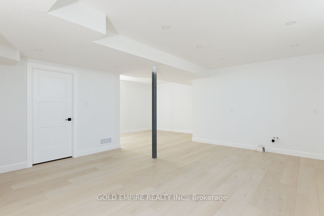 Listing Image 30