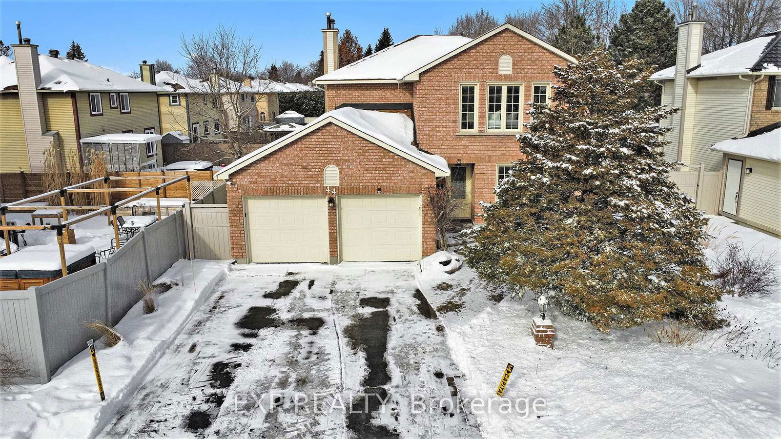 Detached House for sale at 44 Huntsman Crescent, Kanata, 9004 - Kanata - Bridlewood, K2M 1C4 - MLS: X11972593