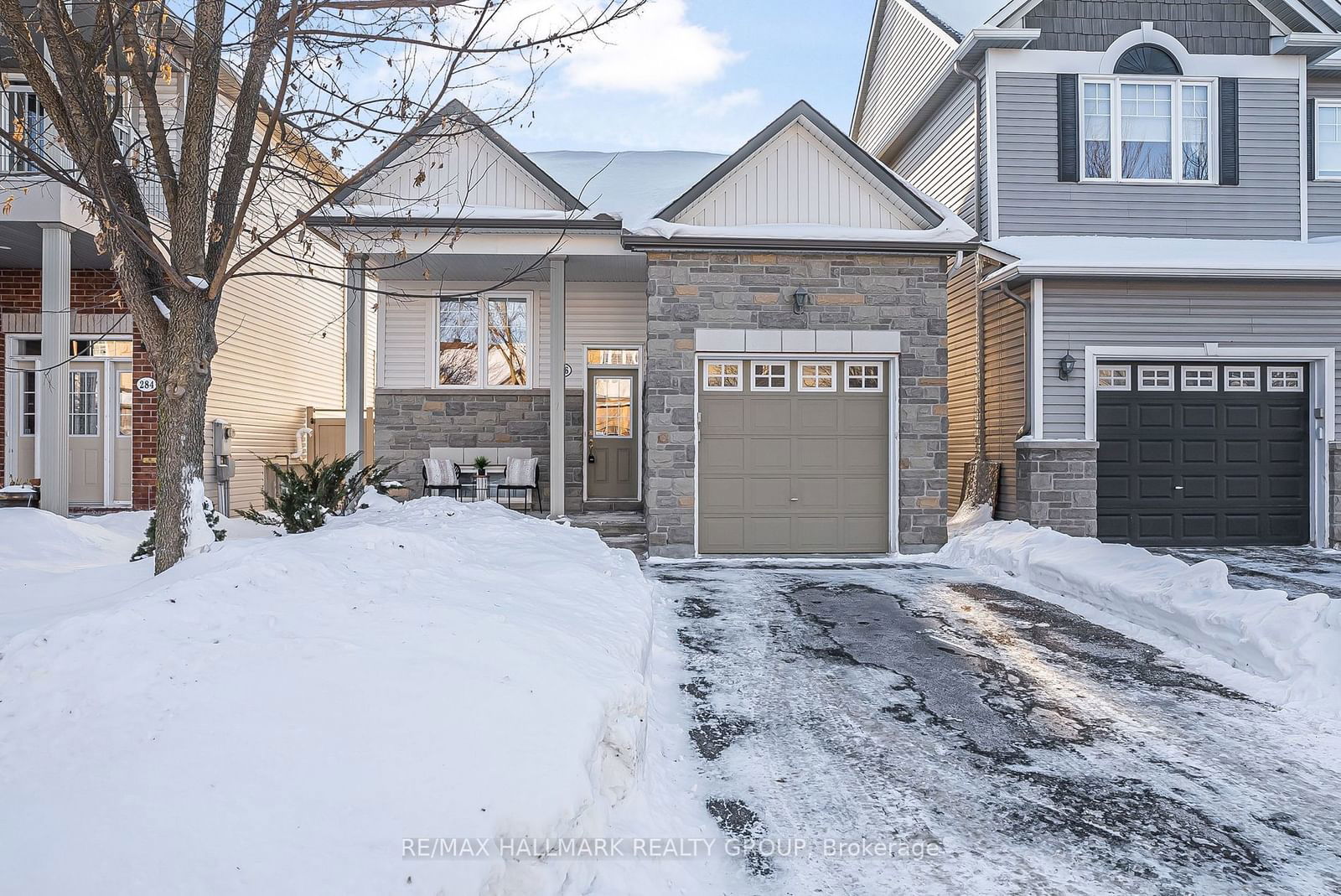 Detached House for sale at 286 Harthill Way, Barrhaven, 7704 - Barrhaven - Heritage Park, K2J 0P3 - MLS: X11972637