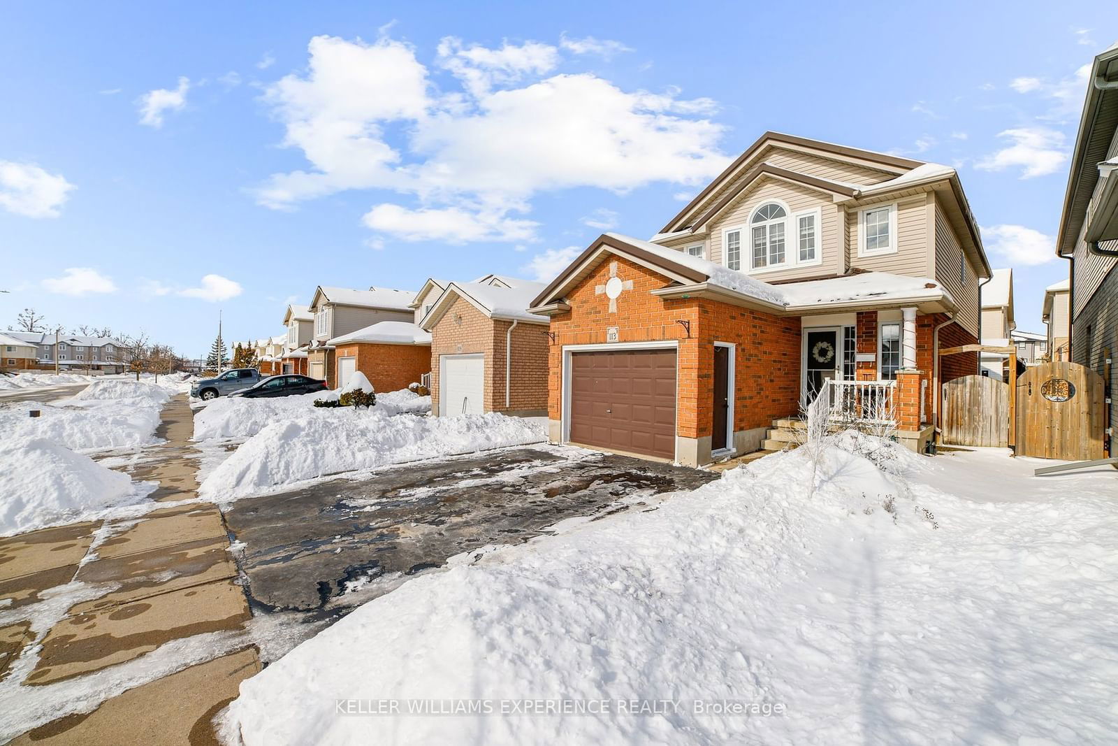 Detached House for sale at 113 Green Gate Boulevard, Cambridge, N1T 2E2 - MLS: X11972677