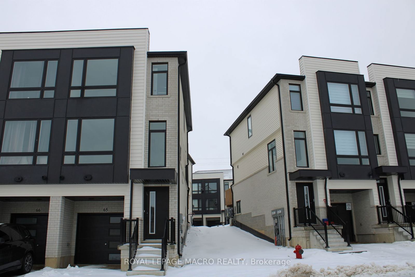 Townhouse for sale at 65-55 Tom Brown Drive, Brant, Paris, N3L 0N5 - MLS: X11972872