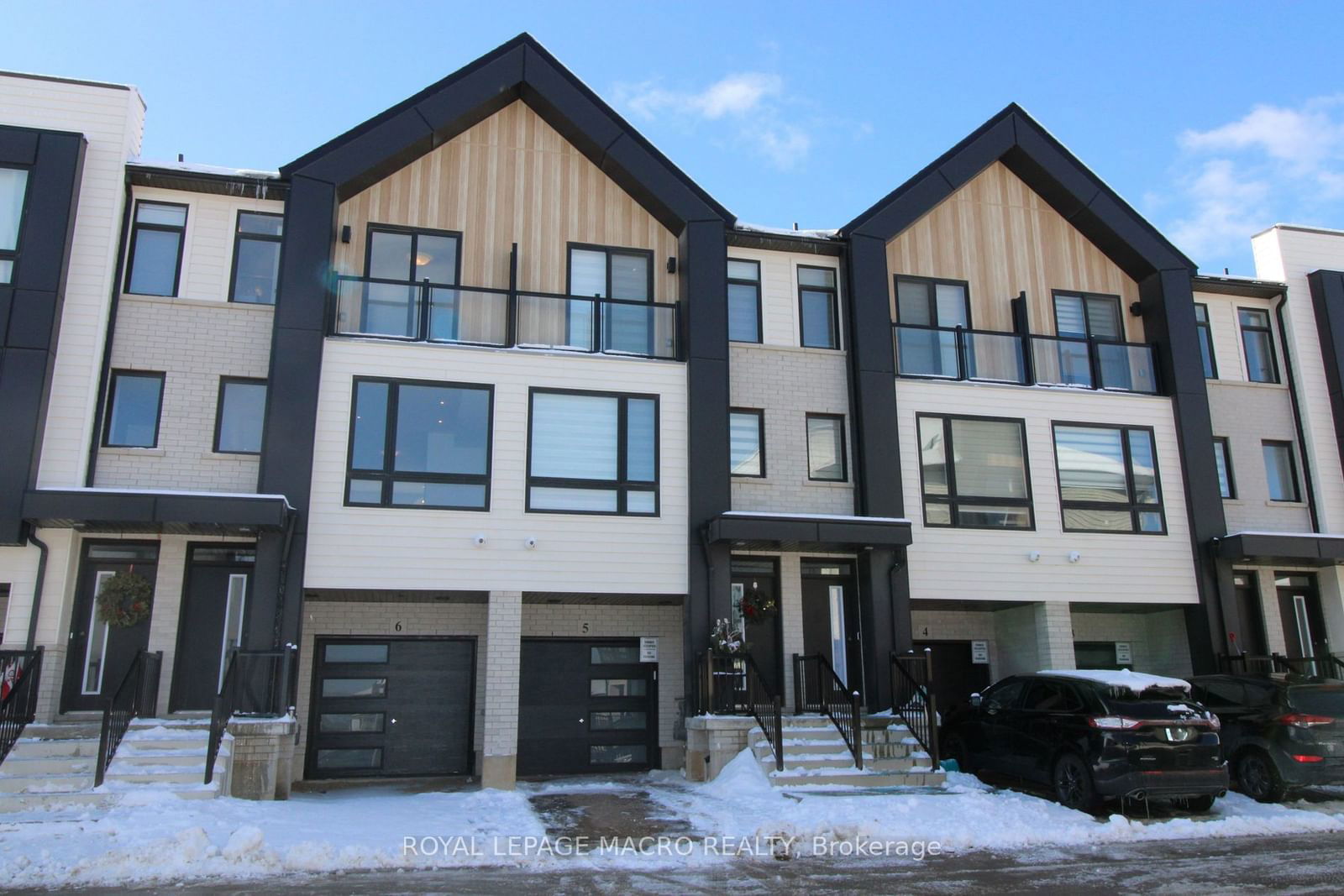 Townhouse for sale at 6-55 Tom Brown Drive, Brant, Paris, N3L 0N5 - MLS: X11972927