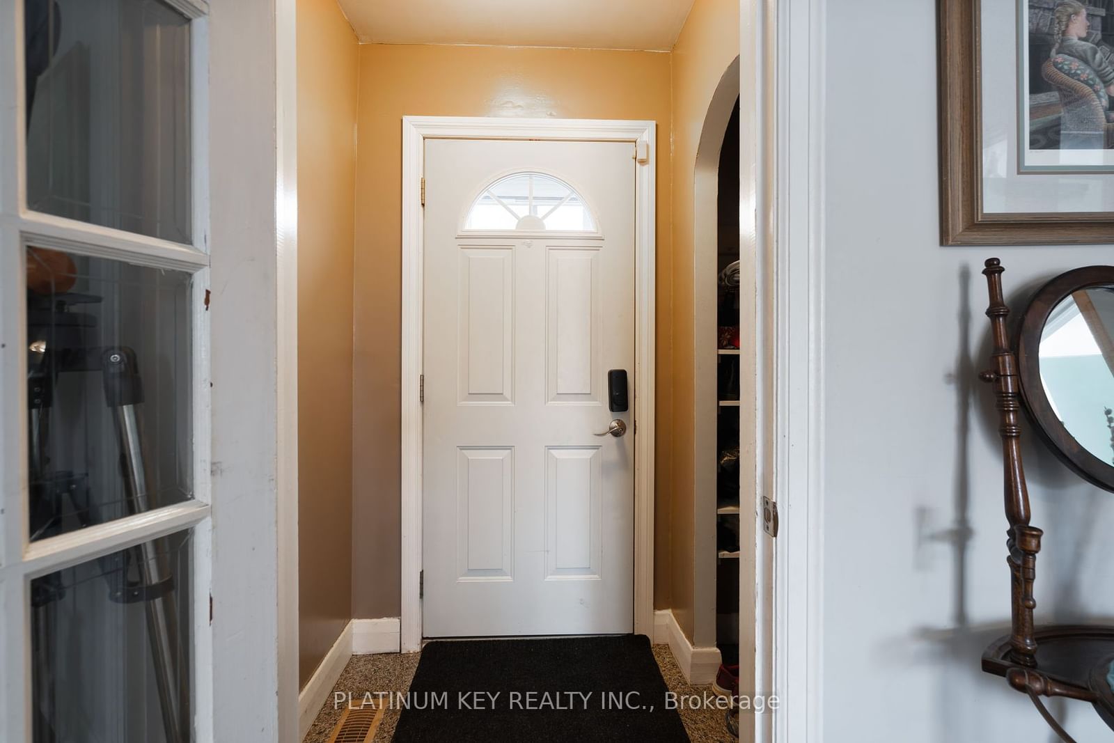 Listing Image 7