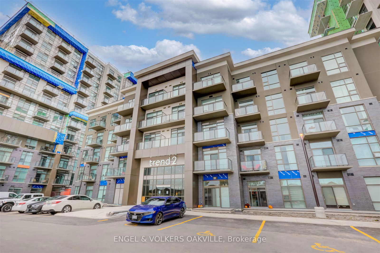 Condo for sale at 611-460 Dundas Street, Hamilton, Waterdown, L8B 2A5 - MLS: X11973099