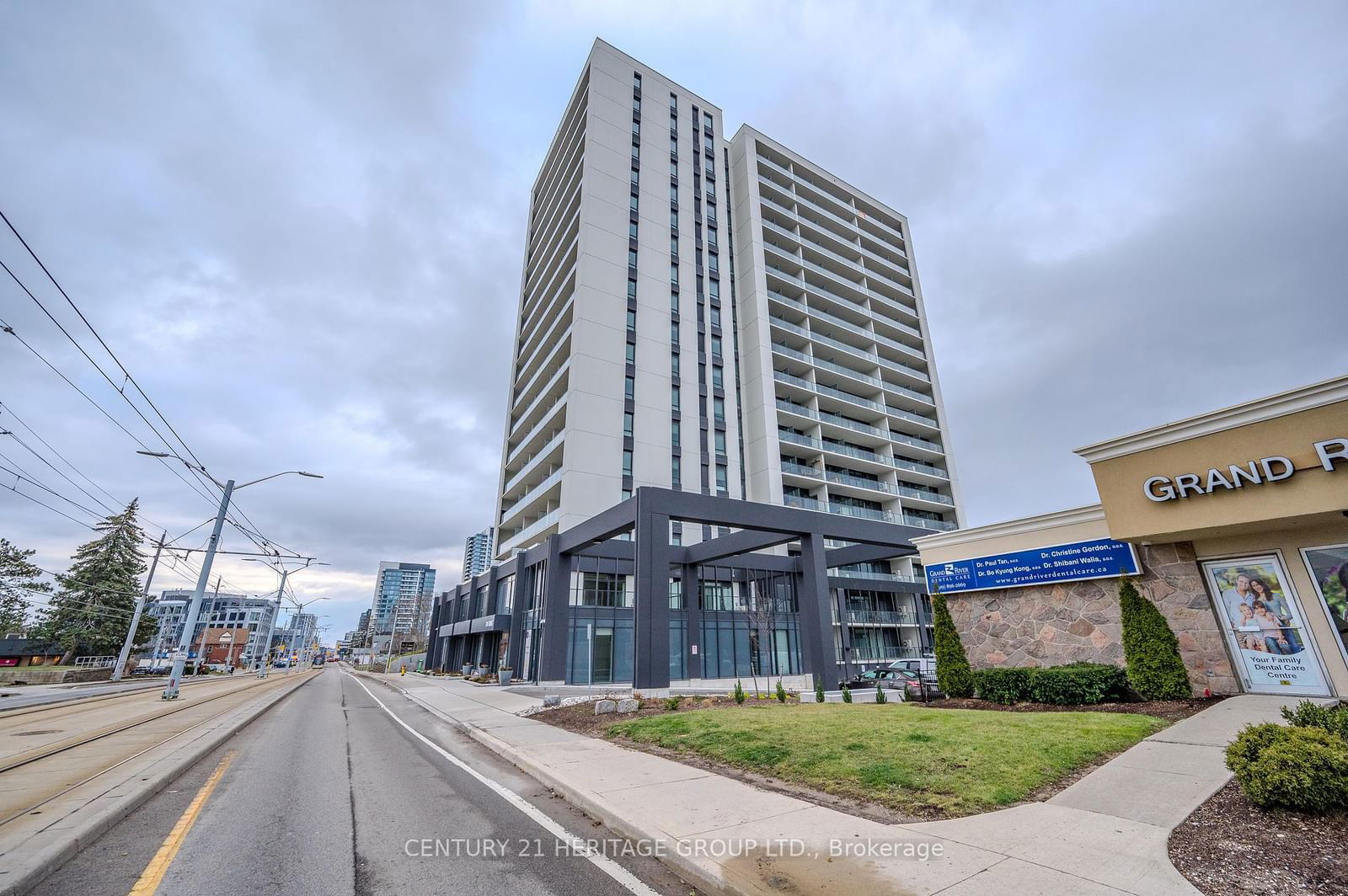 Condo for sale at 703-741 King Street, Kitchener, N2G 1E5 - MLS: X11973208