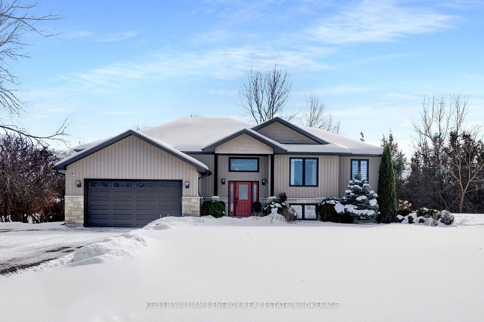 Building at 1687 Lakeside Drive, Prince Edward County, Ameliasburgh