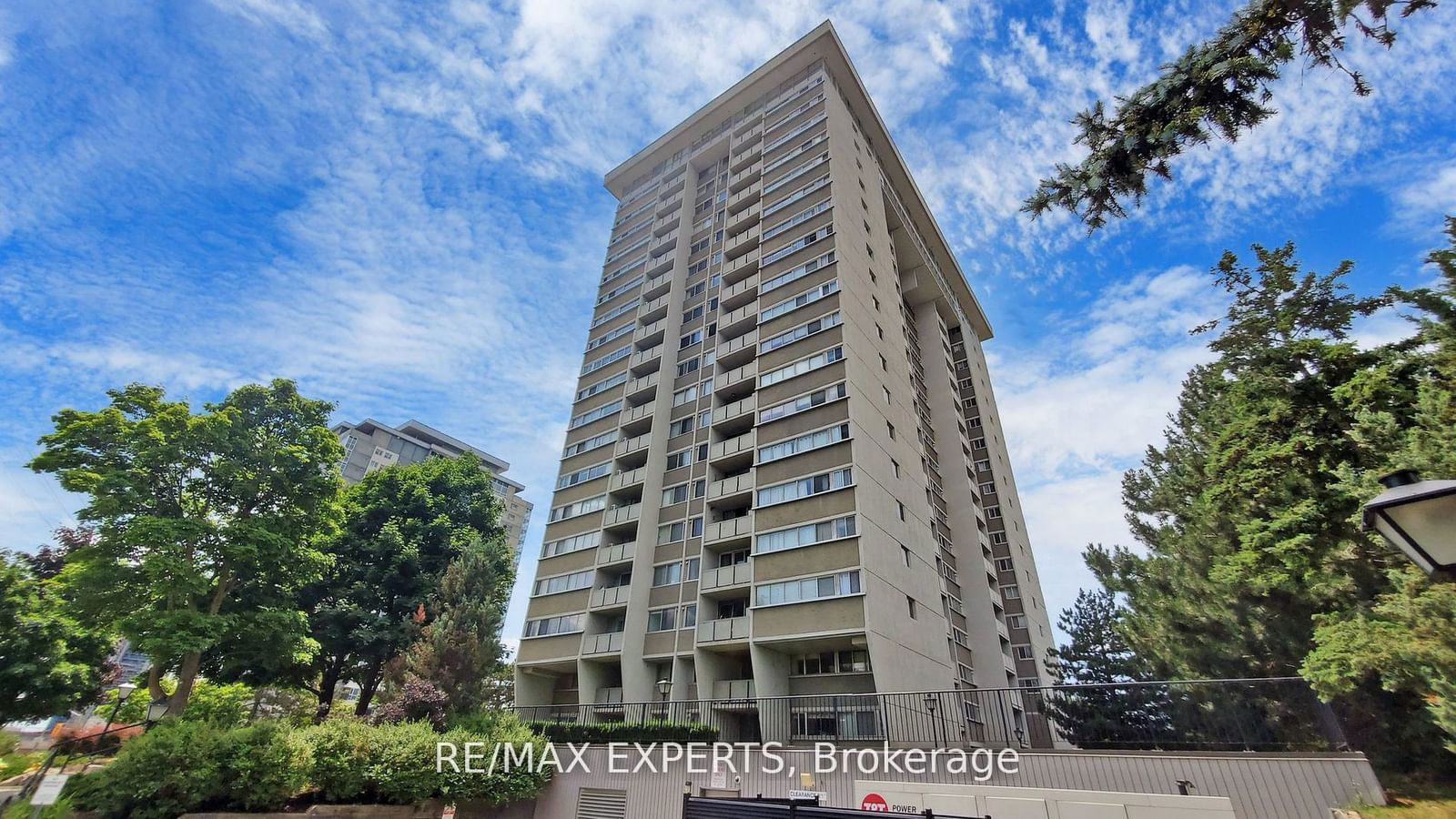 Condo for lease at 407-375 King Street, Waterloo, N2J 4L6 - MLS: X11973322