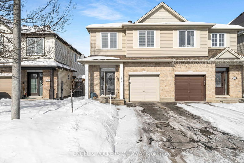 home for sale on 717 White Alder Avenue