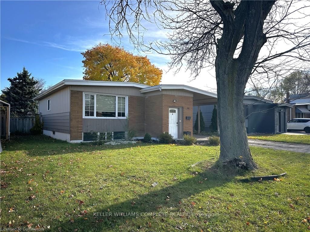 Detached House for sale at 69 Ronaldshay Avenue, Hamilton, Greeningdon, L9A 3B2 - MLS: X11973554