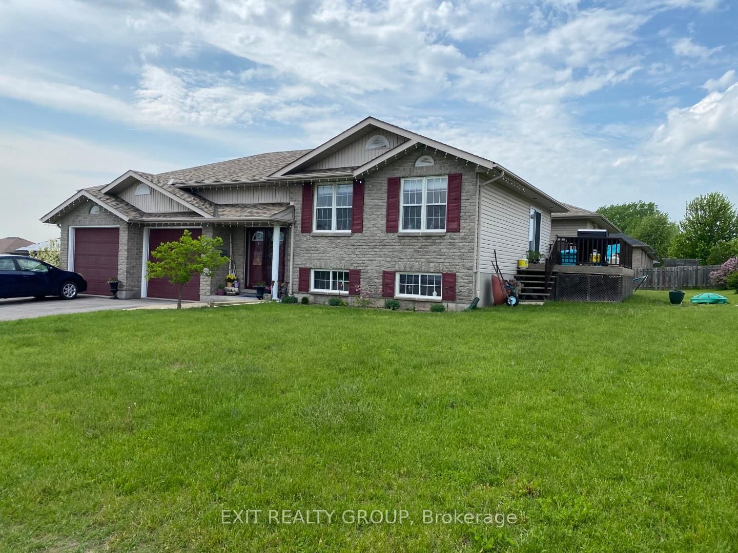 Building at 27 Belvedere Road, Quinte West, Murray Ward