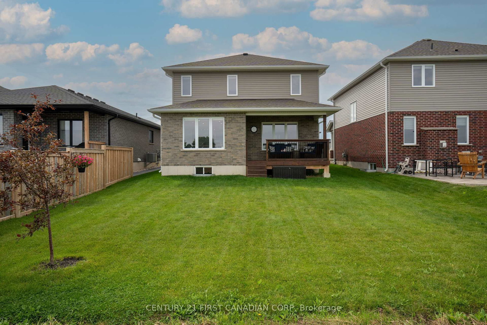 Listing Image 9