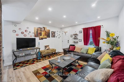 6437 BARKER St, Niagara Falls - Dorchester image-0-4