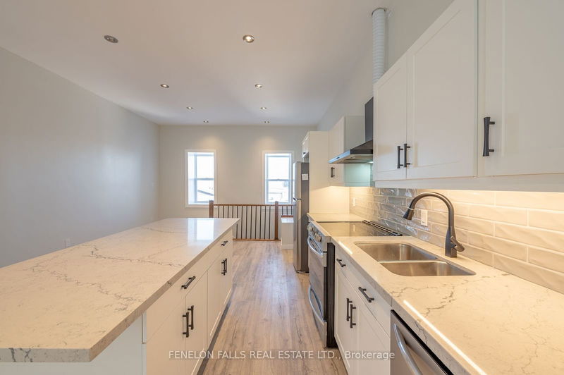 Unit B — 13 Colborne St, Kawartha Lakes - Fenelon Falls image-0-0