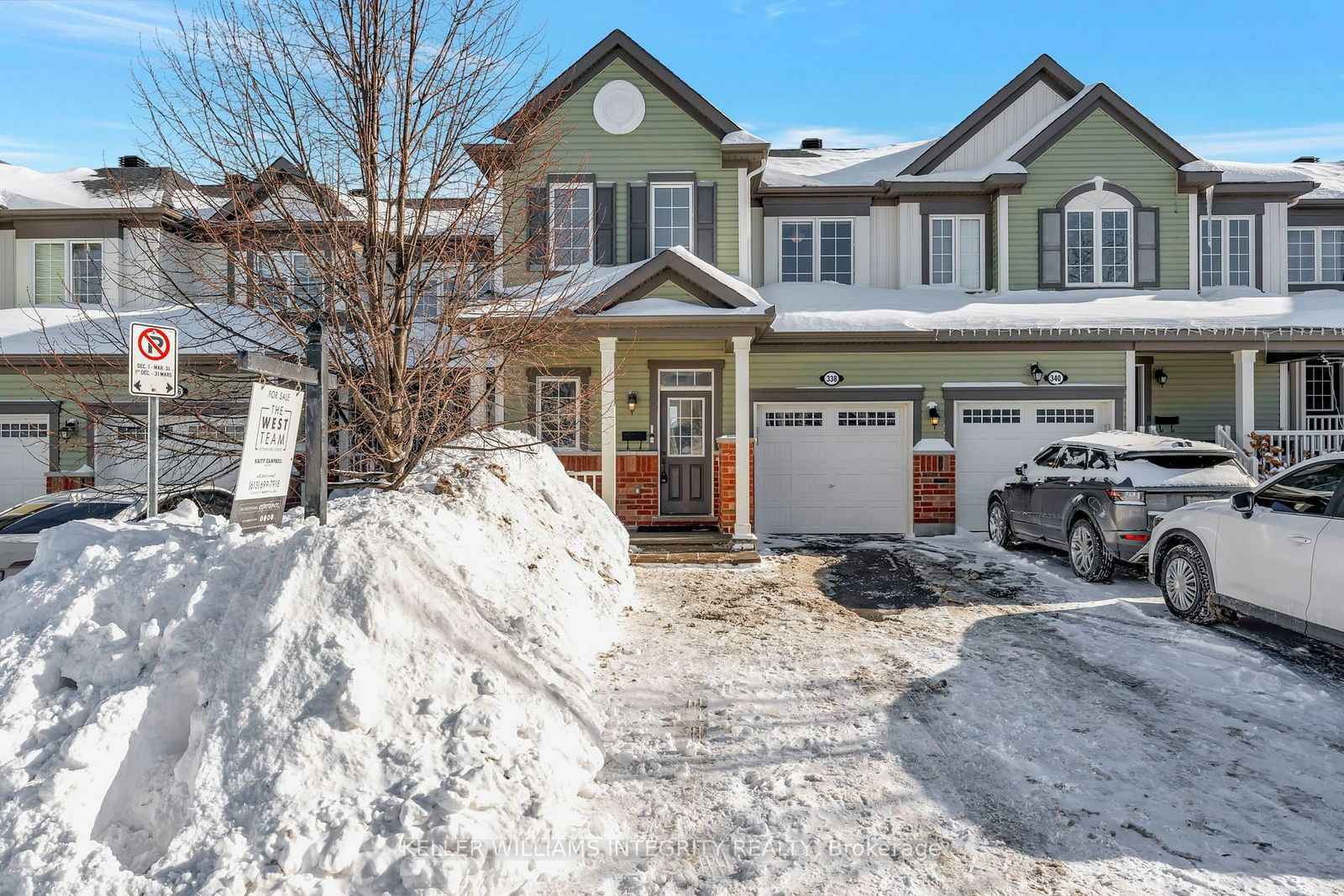 Townhouse sold at 338 Astelia Crescent, Ottawa, Stittsville (North), K2S 0W7 - MLS: X11974725