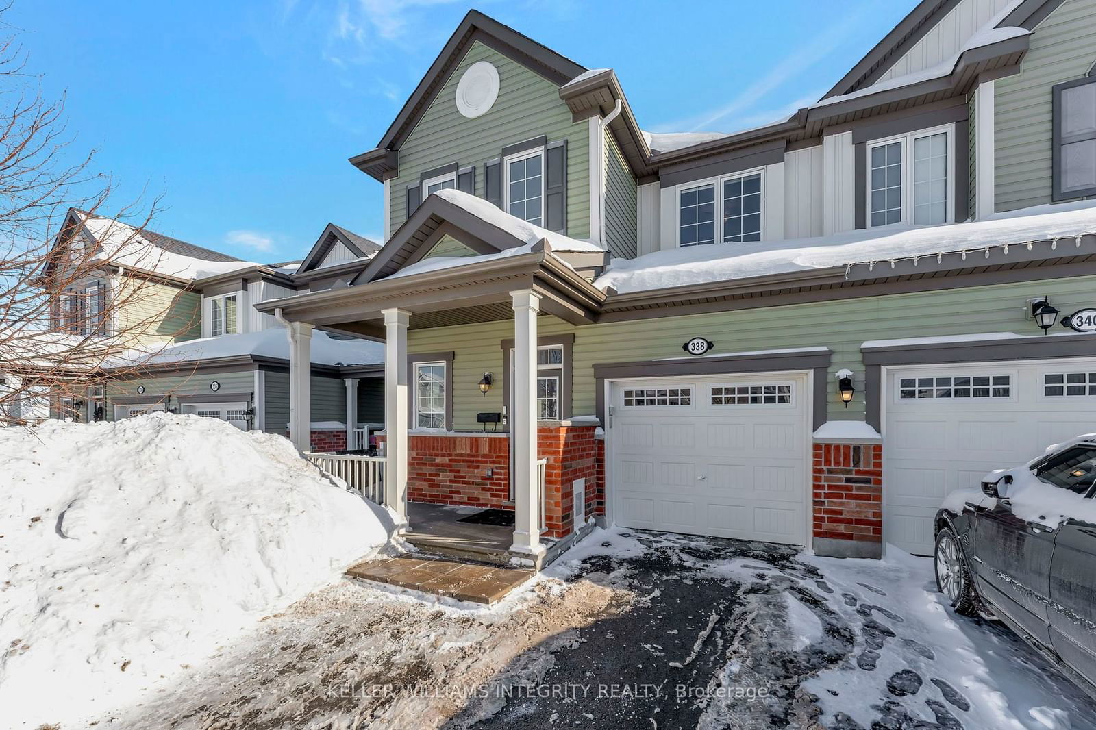 Townhouse sold at 338 Astelia Crescent, Ottawa, Stittsville (North), K2S 0W7 - MLS: X11974725