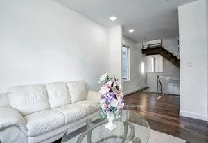 Unit Room 2 — 528 Jones Rd, Hamilton - Lakeshore image-0-3