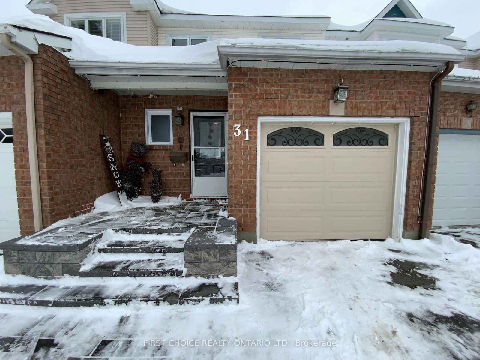 Townhouse for sale at 31 Astoria Crescent, Barrhaven, 7710 - Barrhaven East, K2G 6E6 - MLS: X11974820