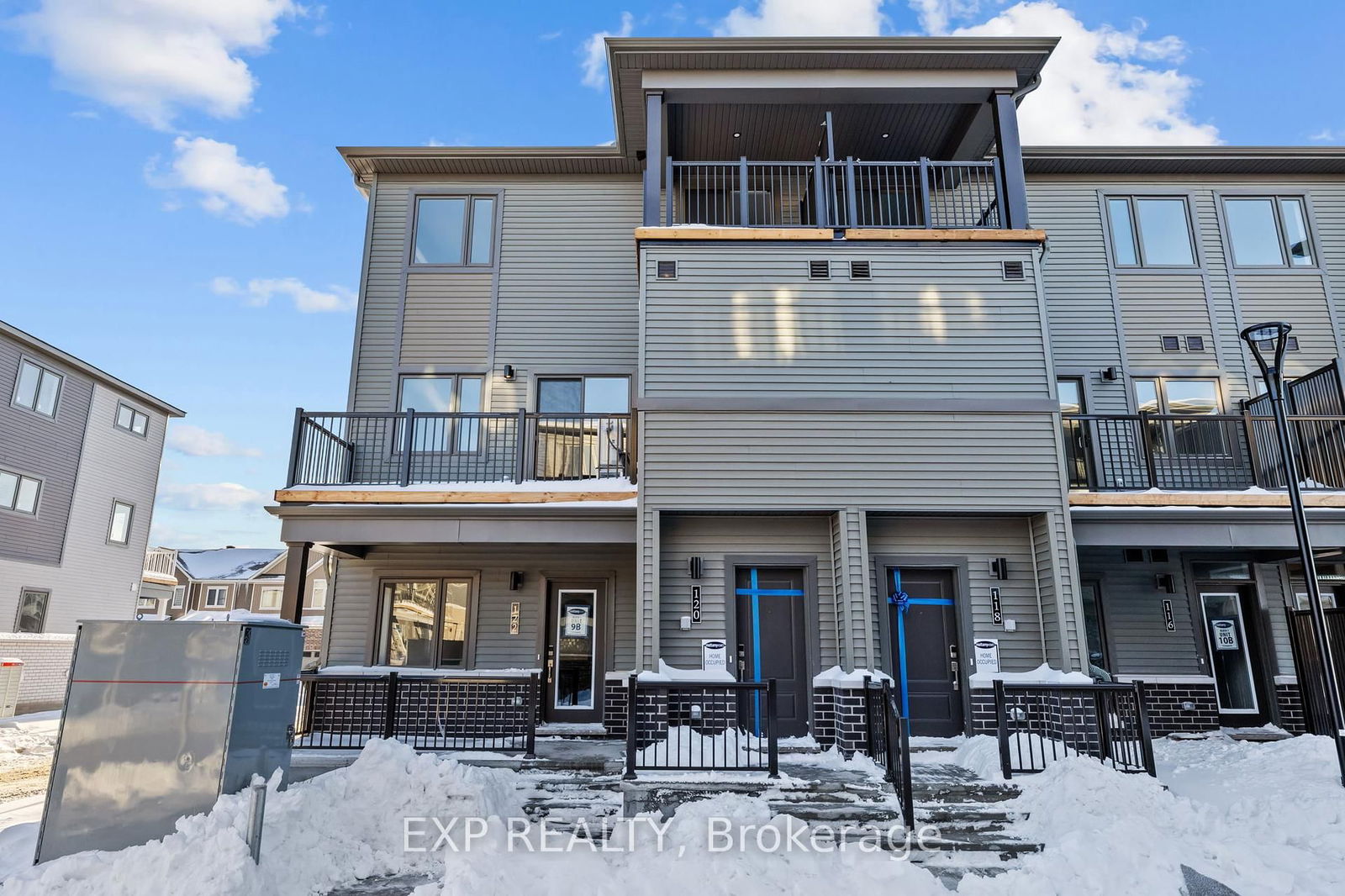 Townhouse leased at 120 Parnian Private N/A, Ottawa, Barrhaven - Half Moon Bay, K2J 6H3 - MLS: X11974828