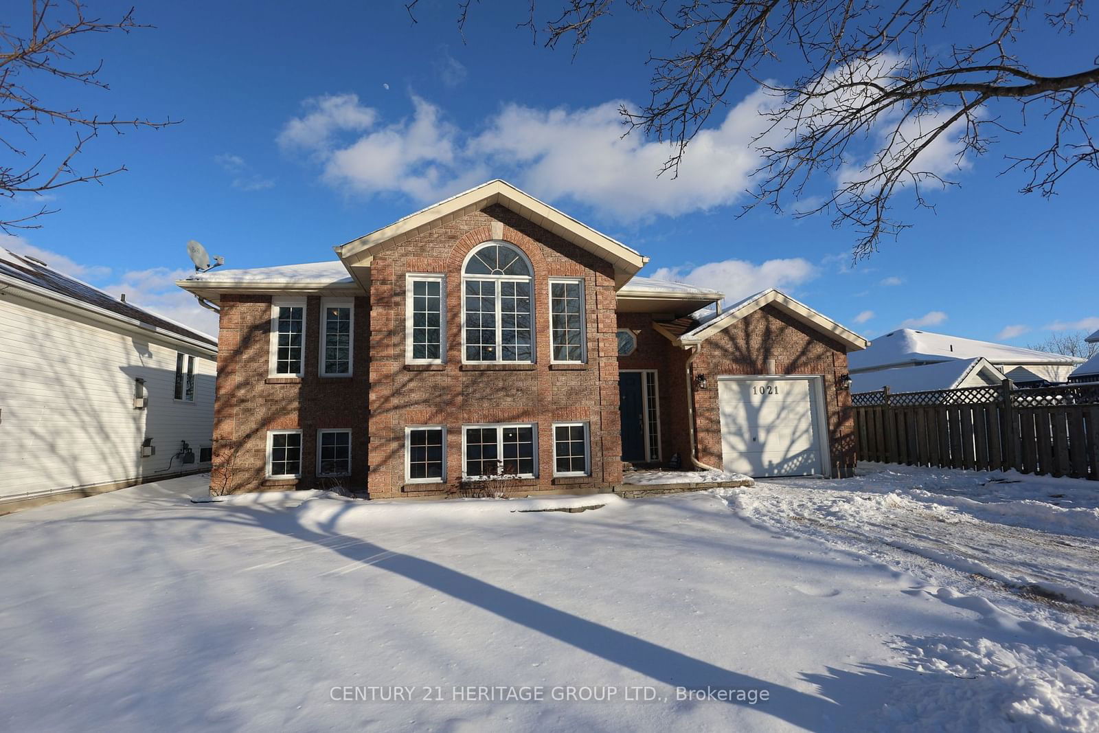 Building at 1021 Greenwood Park Drive, Kingston, Kingston East (Incl Barret Crt)