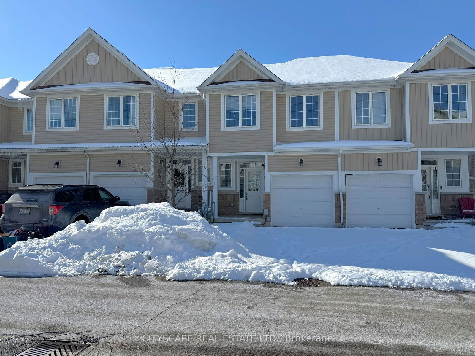 Townhouse for sale at 9-21 Diana Avenue, Brantford, N3T 0G7 - MLS: X11975066