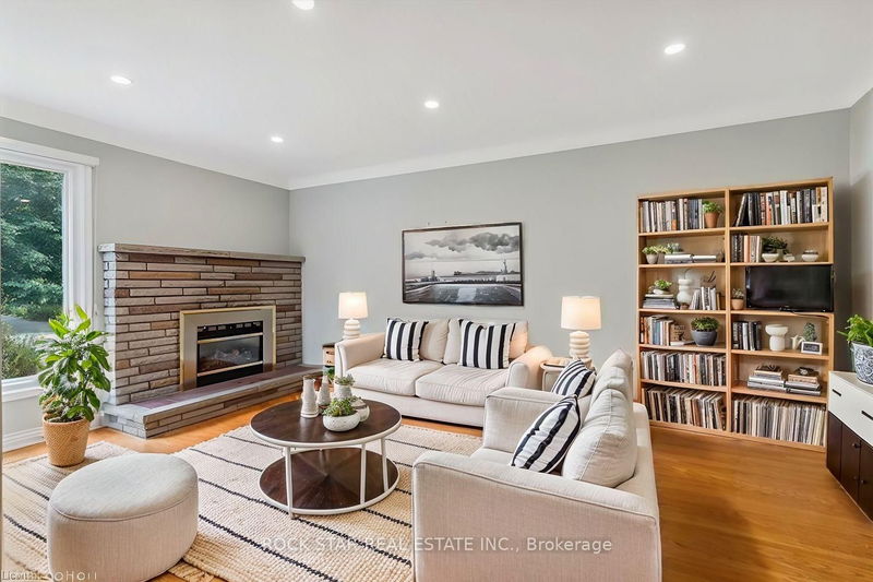 home for lease on 28 Valerie Drive