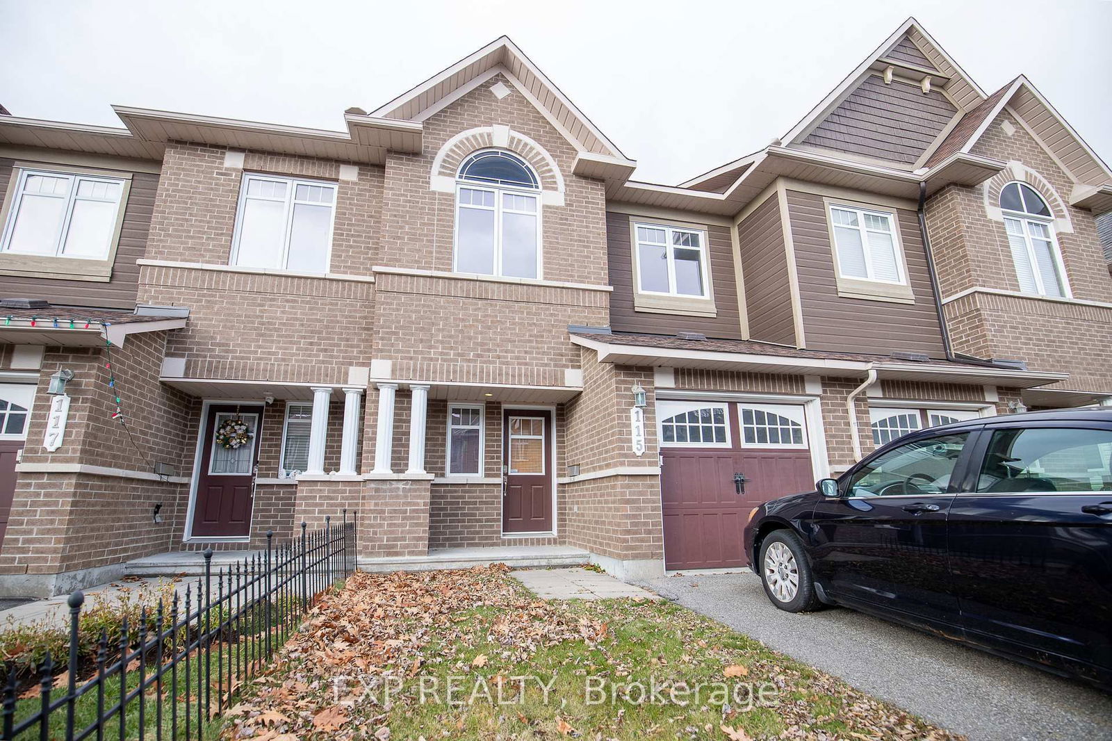 Townhouse for lease at 115 Garrity Crescent, Barrhaven, 7709 - Barrhaven - Strandherd, K2J 3T4 - MLS: X11975096