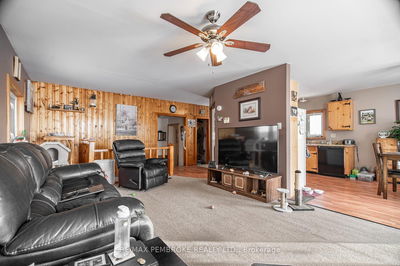 1744 Bromley Line, Westmeath - Whitewater Region image-0-3