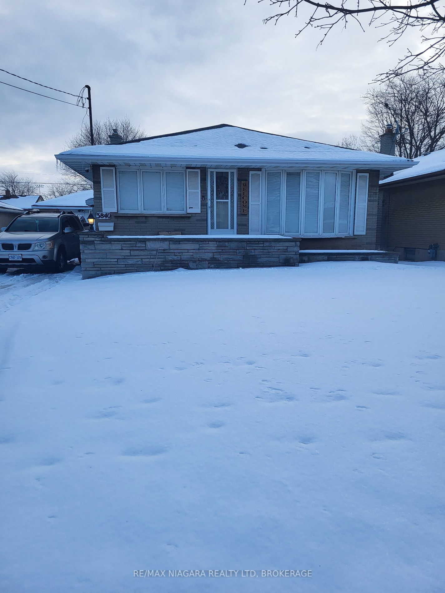 Detached House sold at 3840 Dorchester Road, Niagara Falls, 206 - Stamford, L2J 3A7 - MLS: X11975240