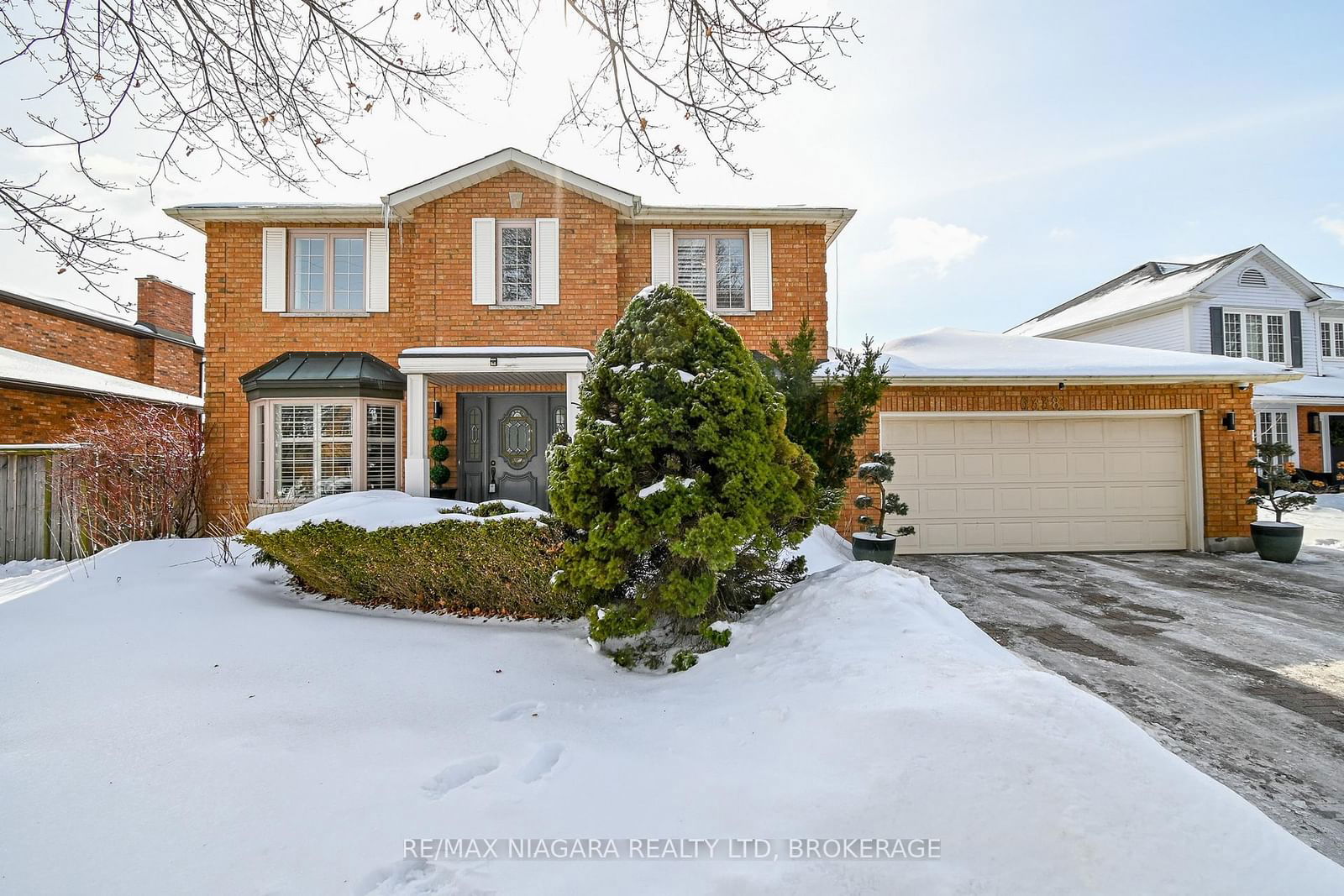 Detached House for sale at 6338 Moretta Drive, Niagara Falls, 206 - Stamford, L2J 4H7 - MLS: X11975317