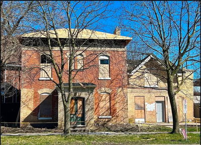 93 West St, Brantford - 