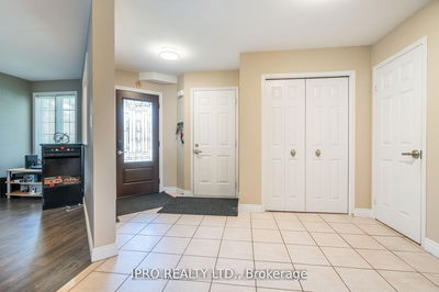 186 Locheed Dr, Hamilton - Lisgar image-0-3