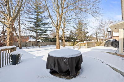 1349 Sprucedale Ave, London - North G image-0-3