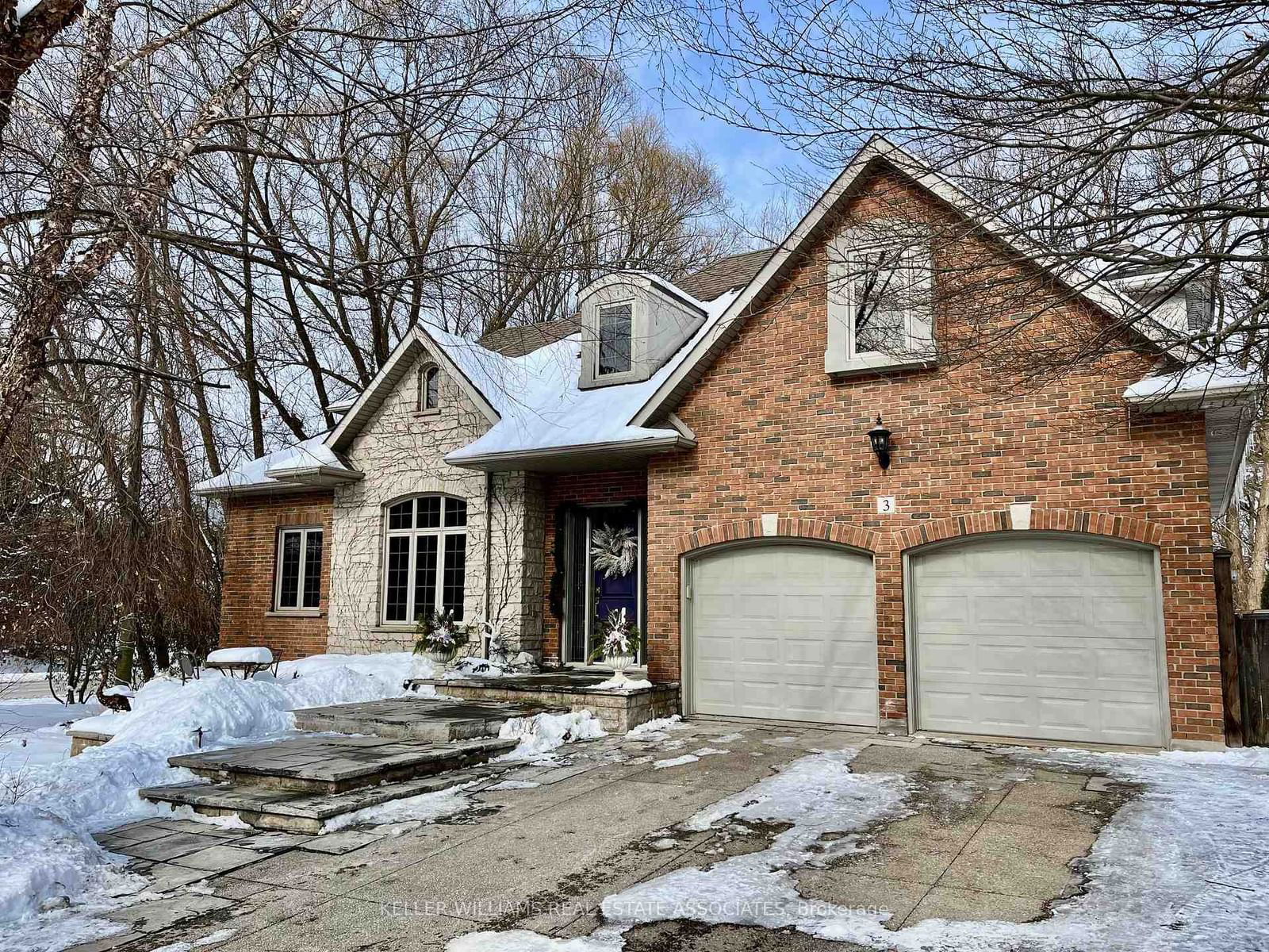 Detached House for sale at 3 Oldoakes Place, Hamilton, Ancaster, L9G 4W9 - MLS: X11975718