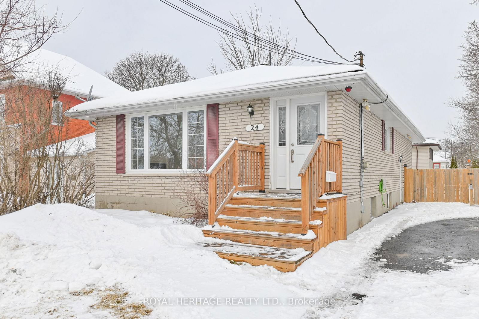 Detached House for sale at 24 North Murray Street, Quinte West, K8V 2C9 - MLS: X11975720