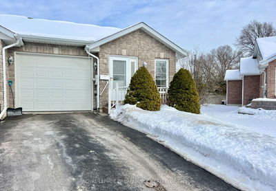 36 Alder Crt, Belleville -  image-0-1