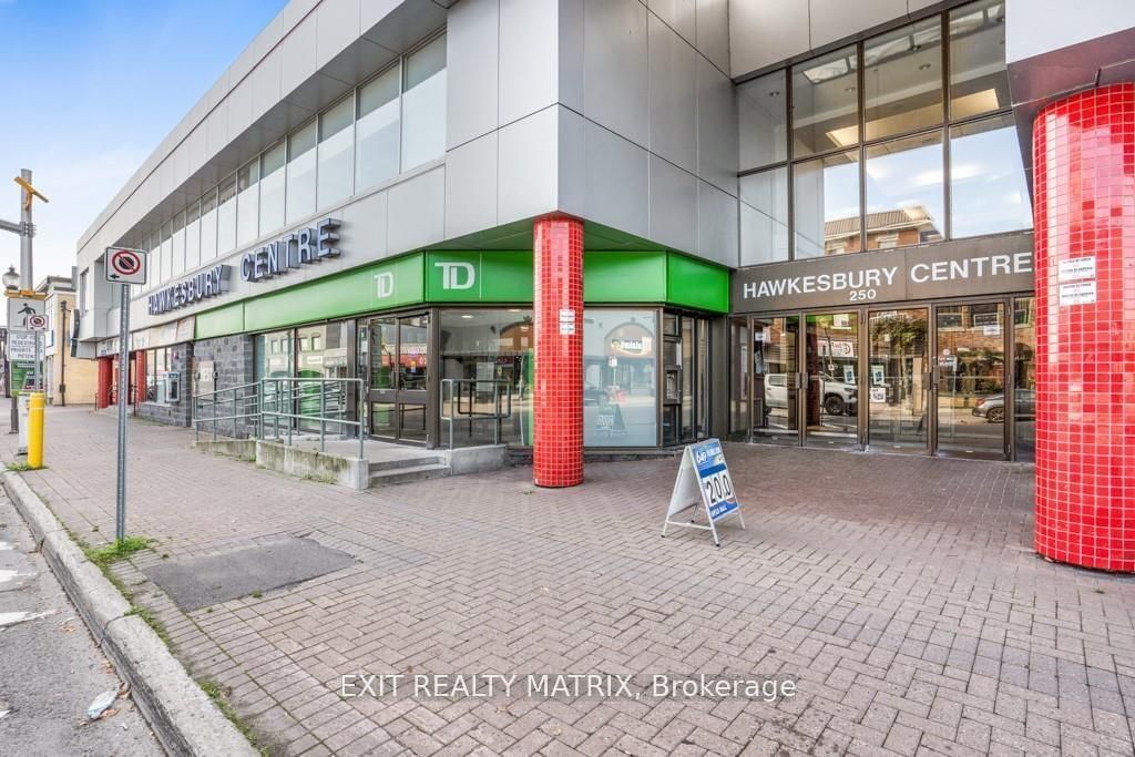 Building at 250 MAIN ST E Street, Hawkesbury, 612 - Hawkesbury