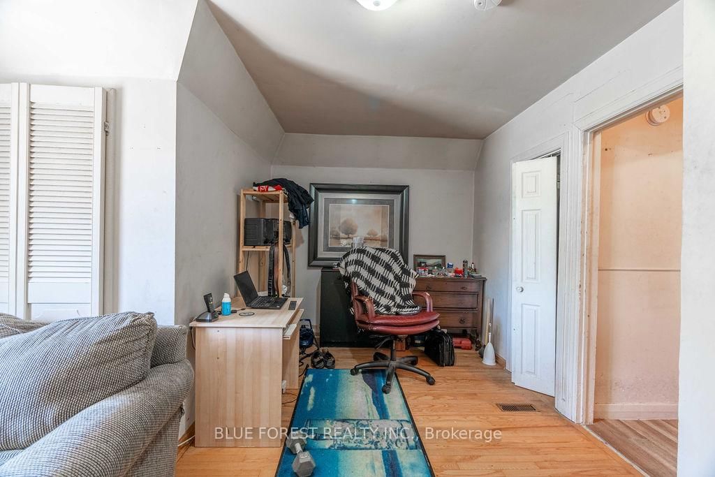 Listing Image 31