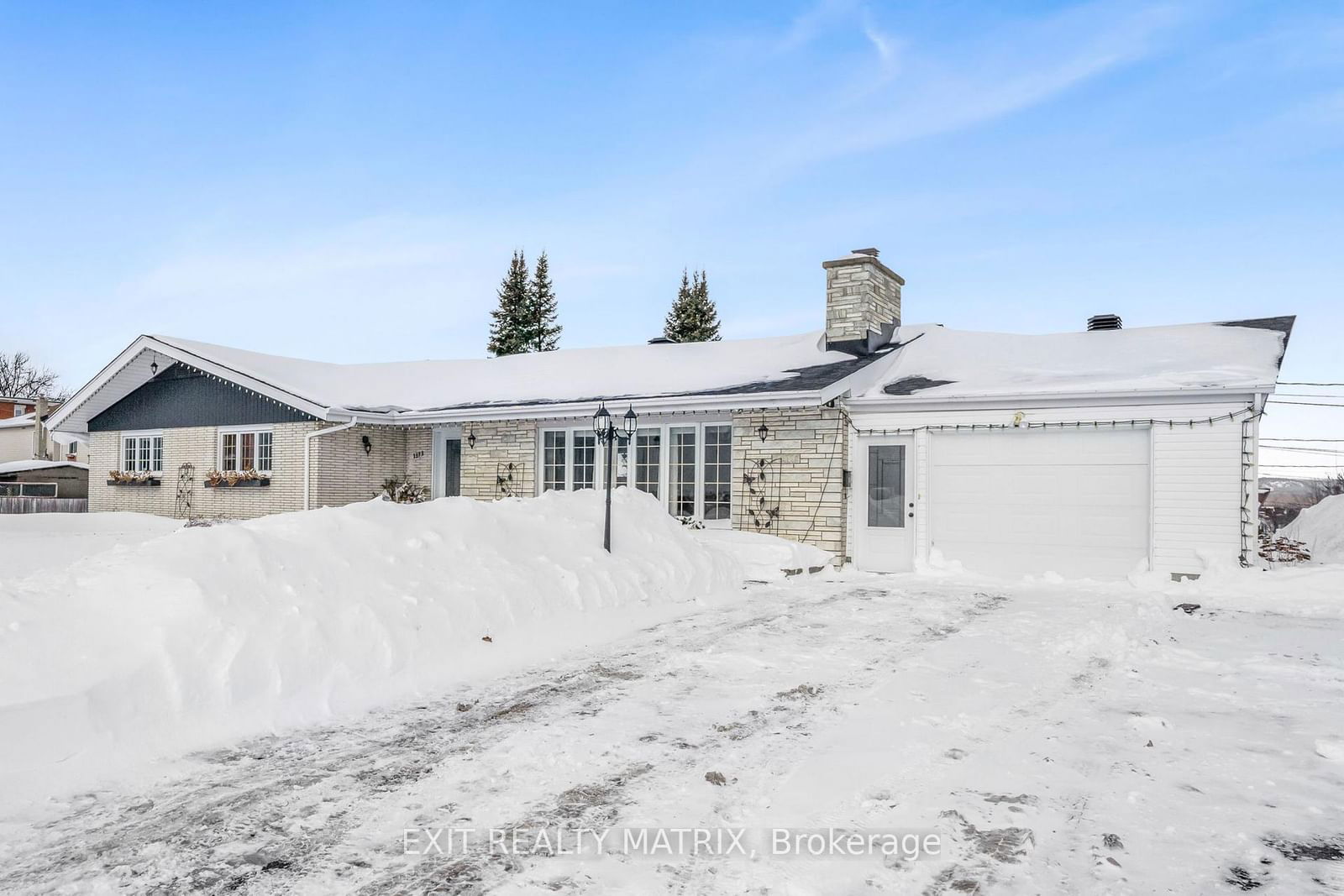 Building at 1313 Aberdeen Street, Hawkesbury, 612 - Hawkesbury