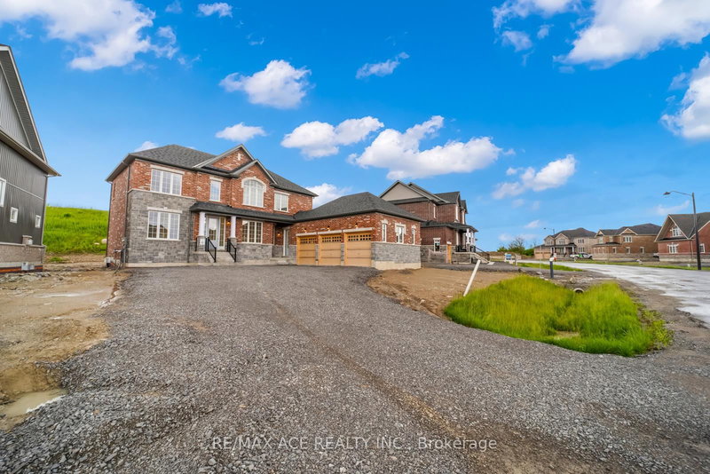 81 Golden Meadows Dr, Otonabee-South Monaghan, K9J 6Y3 | Image 3