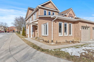 Unit 36 — 7 Davidson Blvd, Hamilton - Dundas image-0-2