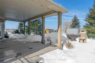 769 Mud St, Hamilton - Rural Stoney Creek image-0-3