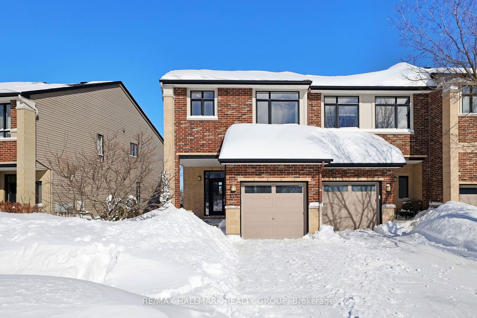 Townhouse sold at 174 Kinghaven Crescent, Kanata, 9004 - Kanata - Bridlewood, K2M 2T8 - MLS: X11976676