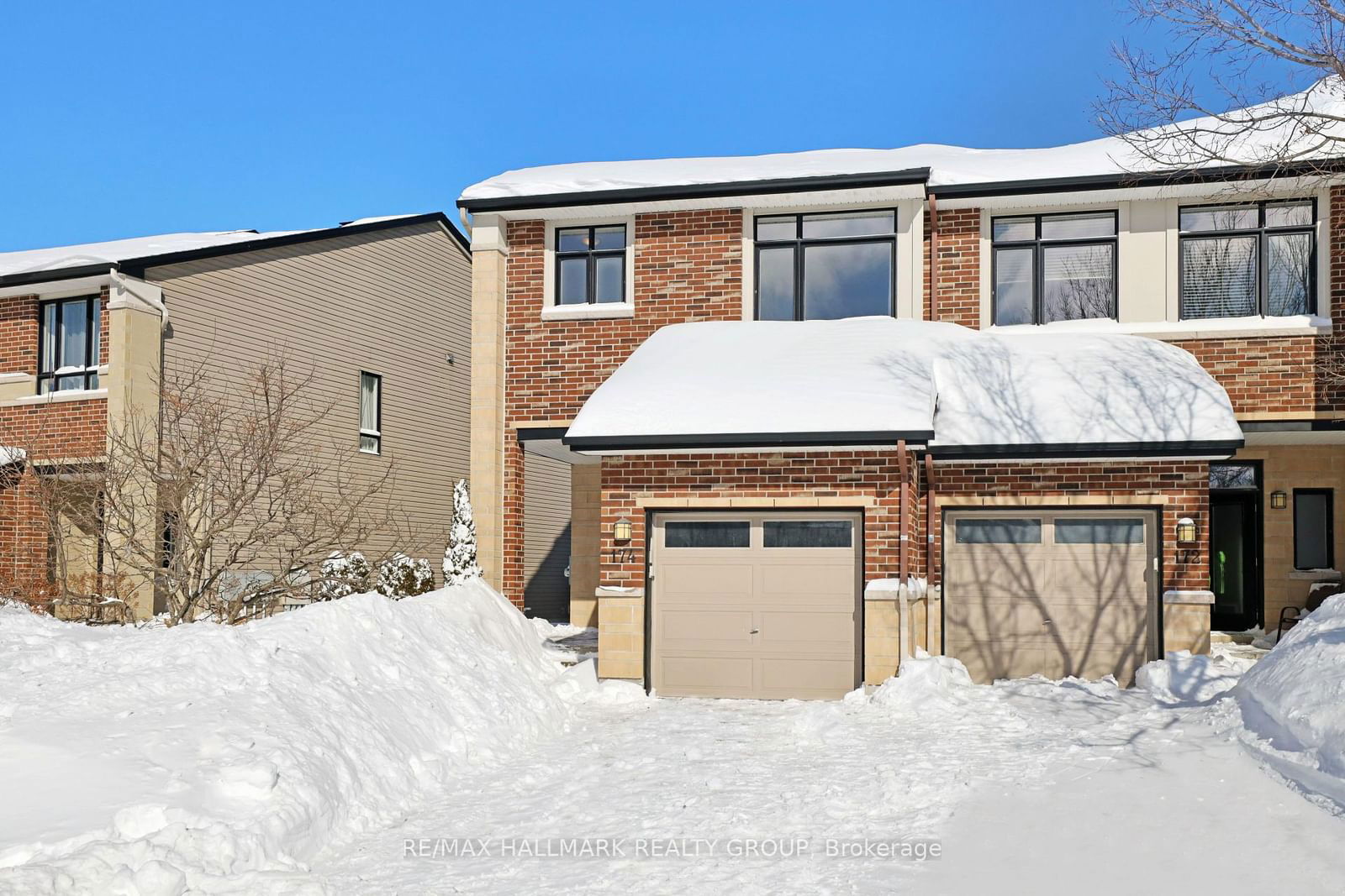 Townhouse sold at 174 Kinghaven Crescent, Kanata, 9004 - Kanata - Bridlewood, K2M 2T8 - MLS: X11976676