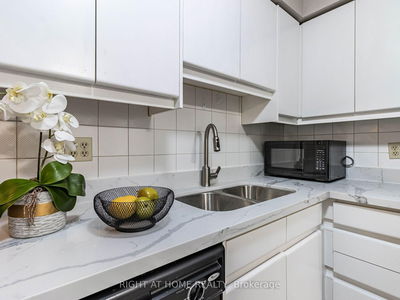Unit 303 — 36 James St, Hamilton - Central image-0-1